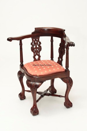 Code: CS 229-M Name: Chippendale Chair Carver Size: W=71 x D=58 X H=81 cm Wood: Solid Mahogany With beautiful upholstery or on request any other type/color of upholstery.